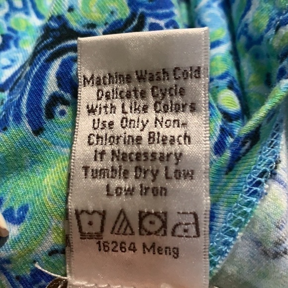 Draper's &Damon's Destination Knits Printed  Shrug - Picture 8 of 8